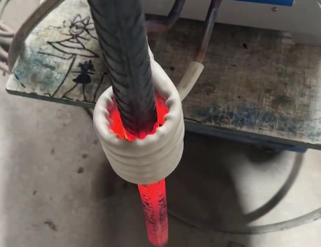 高频久久AV色欲AV久久蜜桃麻豆加热设备在局部退火中的应用优势和热弯工艺中的创新应用(图1)