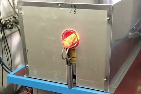 160KW超音频简易锻造加热炉，一拖二加热圆柱毛坯钢材料(图4)