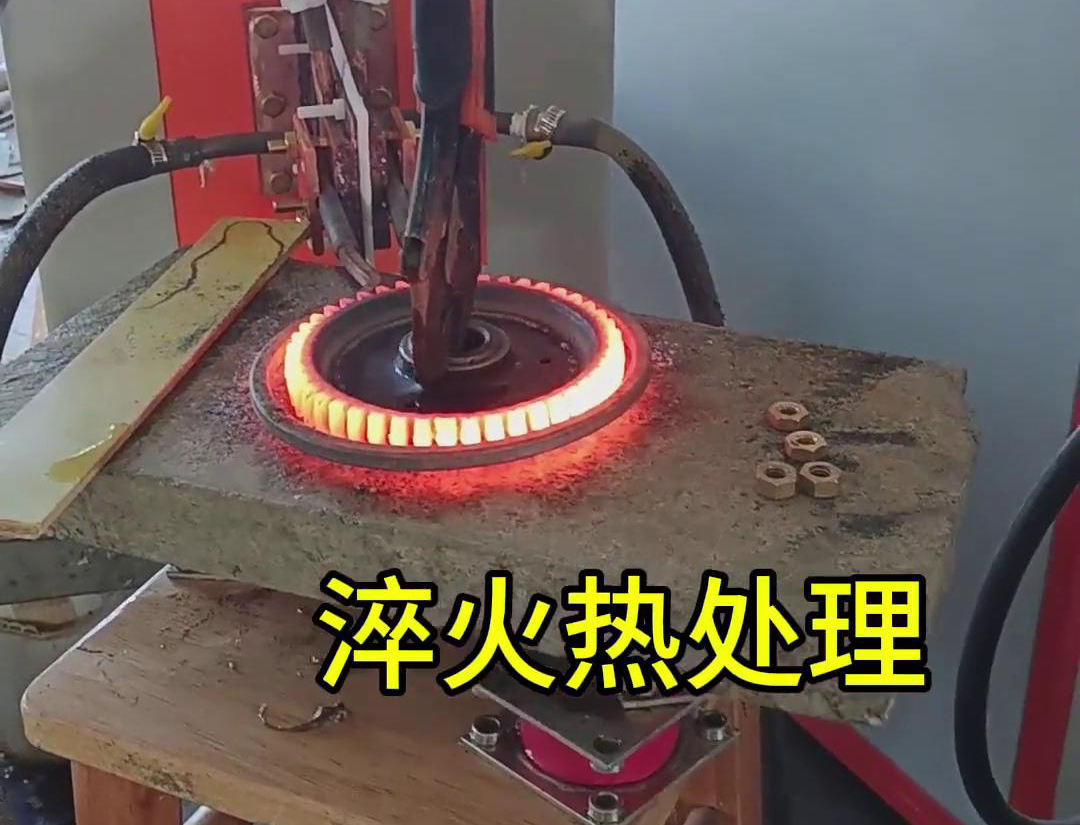 亚洲WWW啪成人一区二区麻豆高频淬火机床:齿轮淬火加工的卓越之选(图3) 亚洲WWW啪成人一区二区麻豆高频淬火机床:齿轮淬火加工的卓越之选(图3)