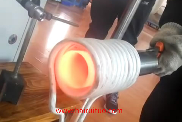 超音频久久AV色欲AV久久蜜桃麻豆加热设备对钢管加热淬火退火