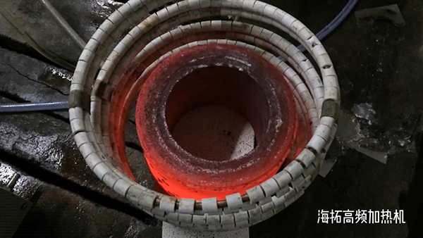 高频久久AV色欲AV久久蜜桃麻豆加热设备加热大型铁管试样