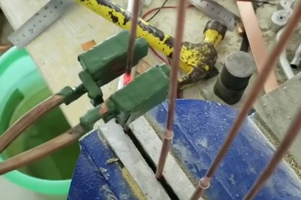 手持式高频加热机，高频焊机是焊接铜管工具
