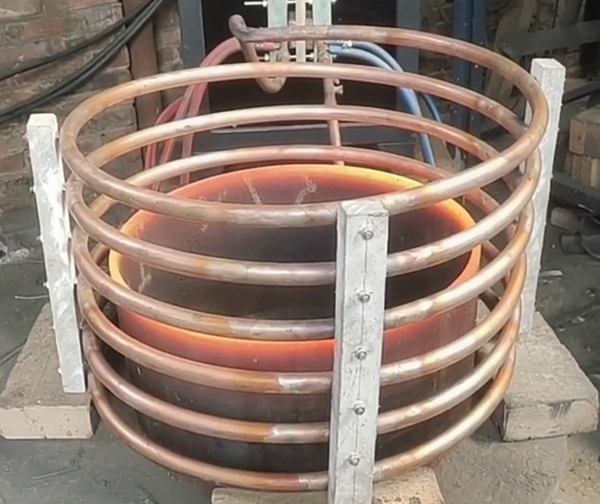 中大型钢管退火热处理用超音频久久AV色欲AV久久蜜桃麻豆加热设备